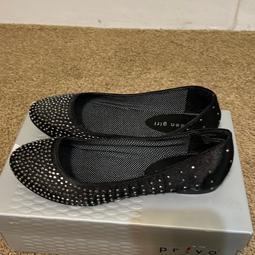 Madden Girl black ballet flats
